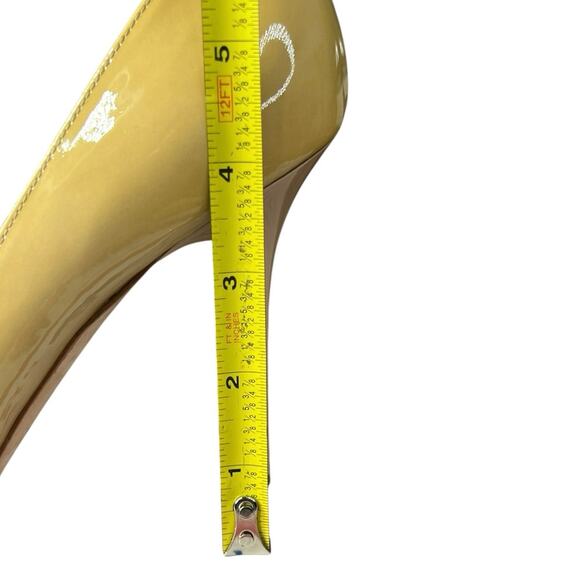 Jimmy Choo Women’s Cream Patent Leather Heels Size 39.5 US 9.5 - Picture 11 of 12
